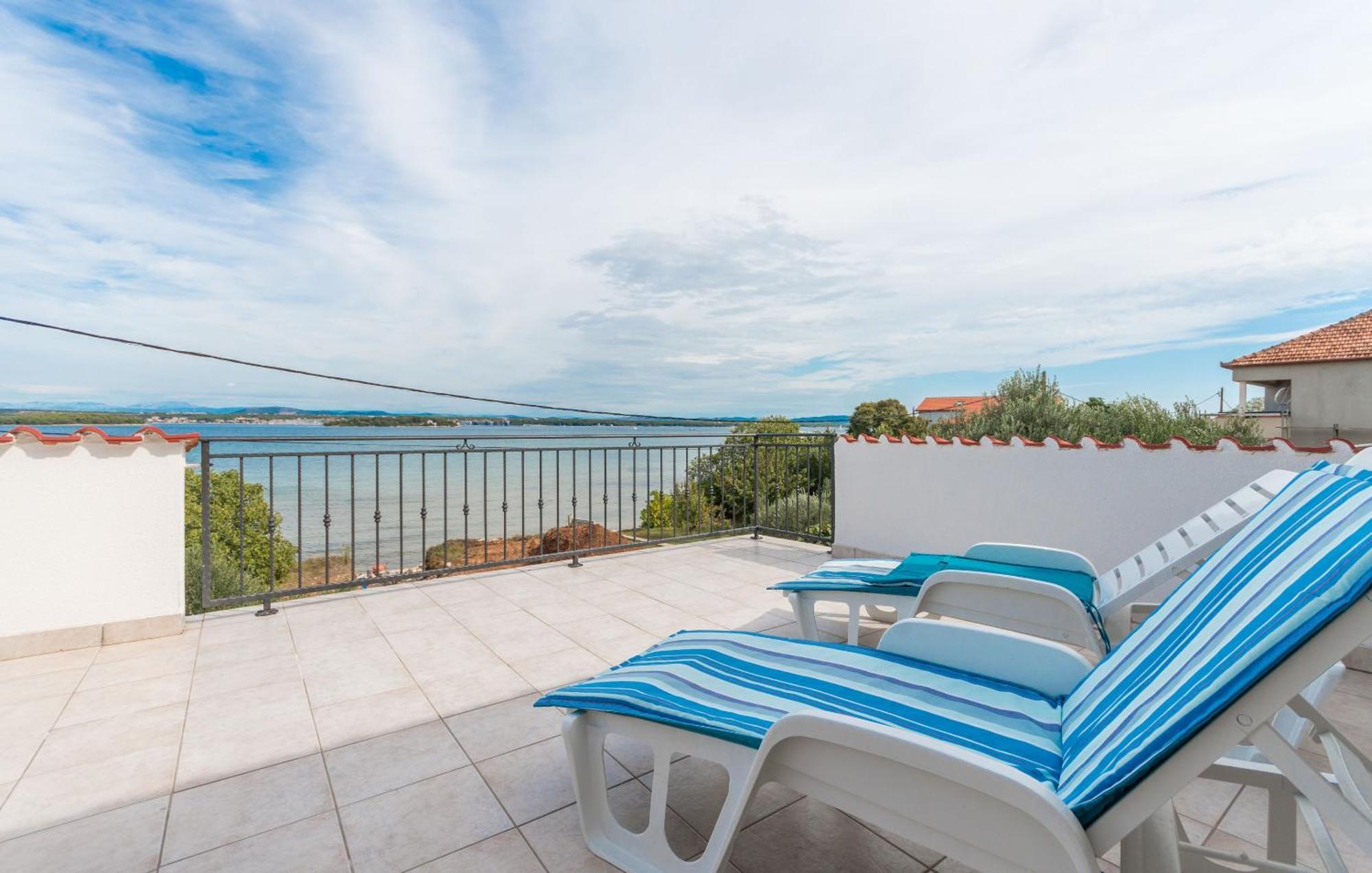Apartment Blazenka - 20M From The Sea Tkon Zewnętrze zdjęcie